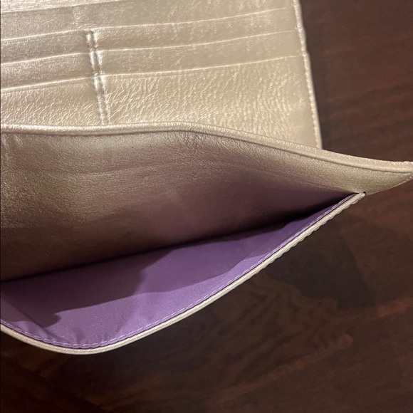 Coach - Picture 11 of 13